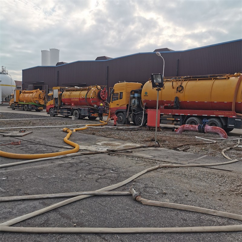 阿城污水池清理